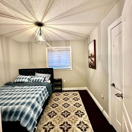 Deluxe Double Room Ii- Hazel Stays Mississauga Zewnętrze zdjęcie